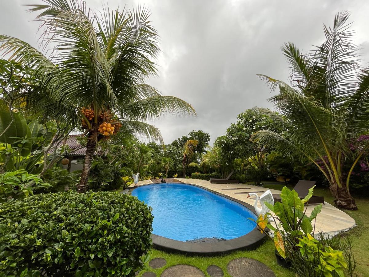 Adi'S Bungalow Uluwatu  Exterior photo