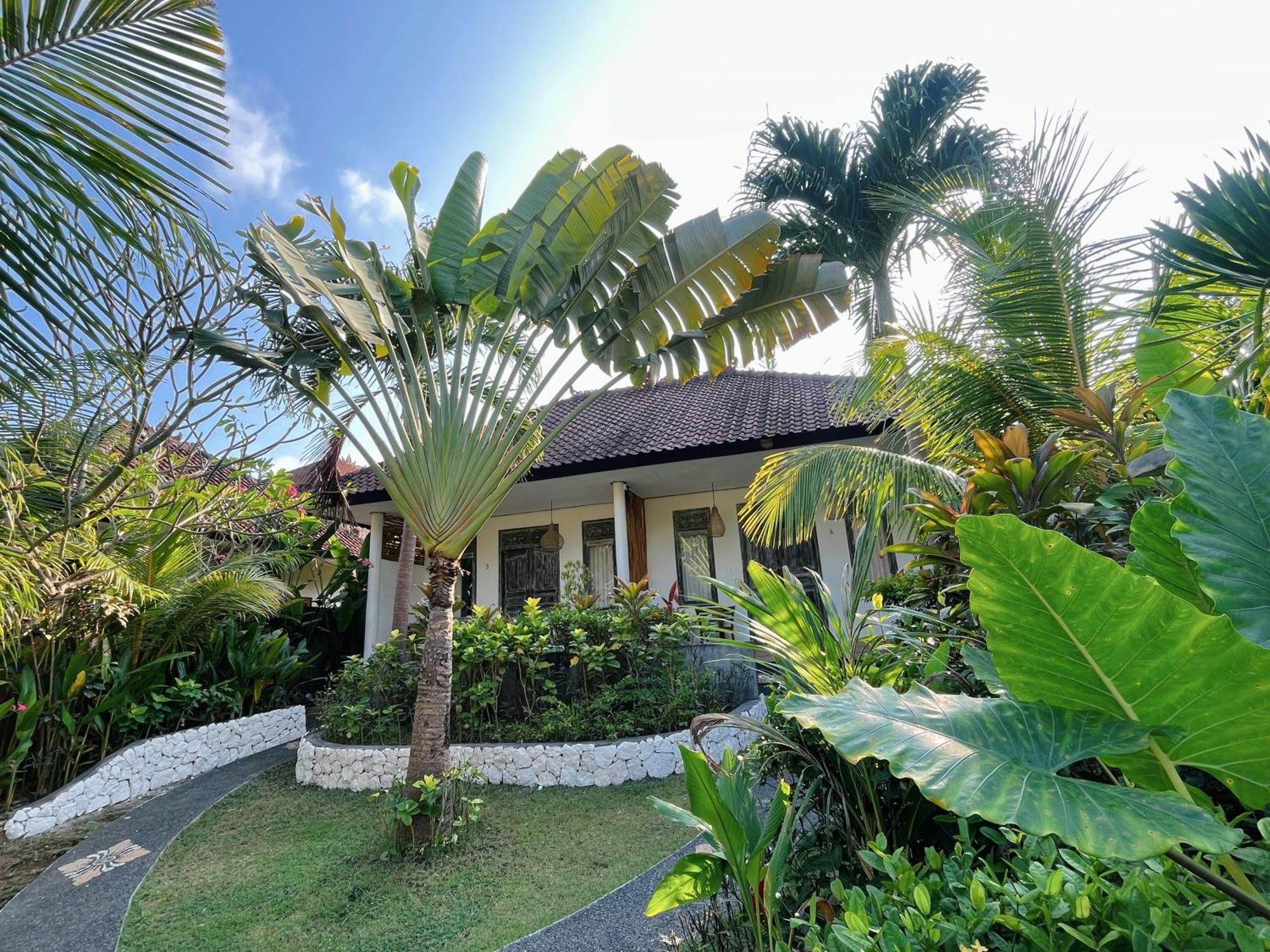 Adi'S Bungalow Uluwatu  Exterior photo